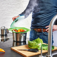 Using The Vitility Boil Over Protector to Steam Vegetables